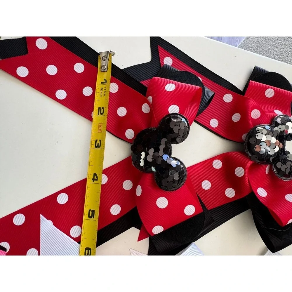 Set of 19 Mickey/Minnie Mouse Bows small and large Disney Fun‎